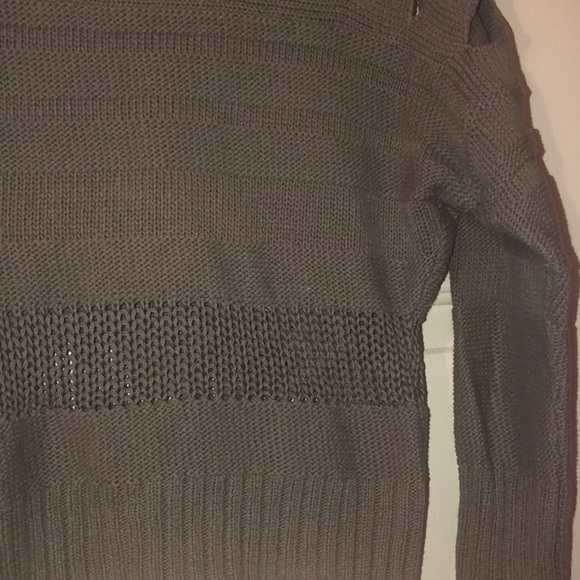 Armani Exchange Cropped Sweater with cutout detail - Picture 6 of 6